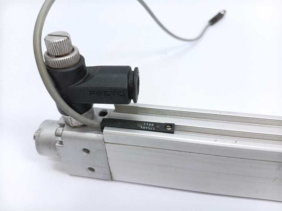 Festo 151142 DZH-20-250- Flat Linear Pneumatic Cylinder with Position Sensing