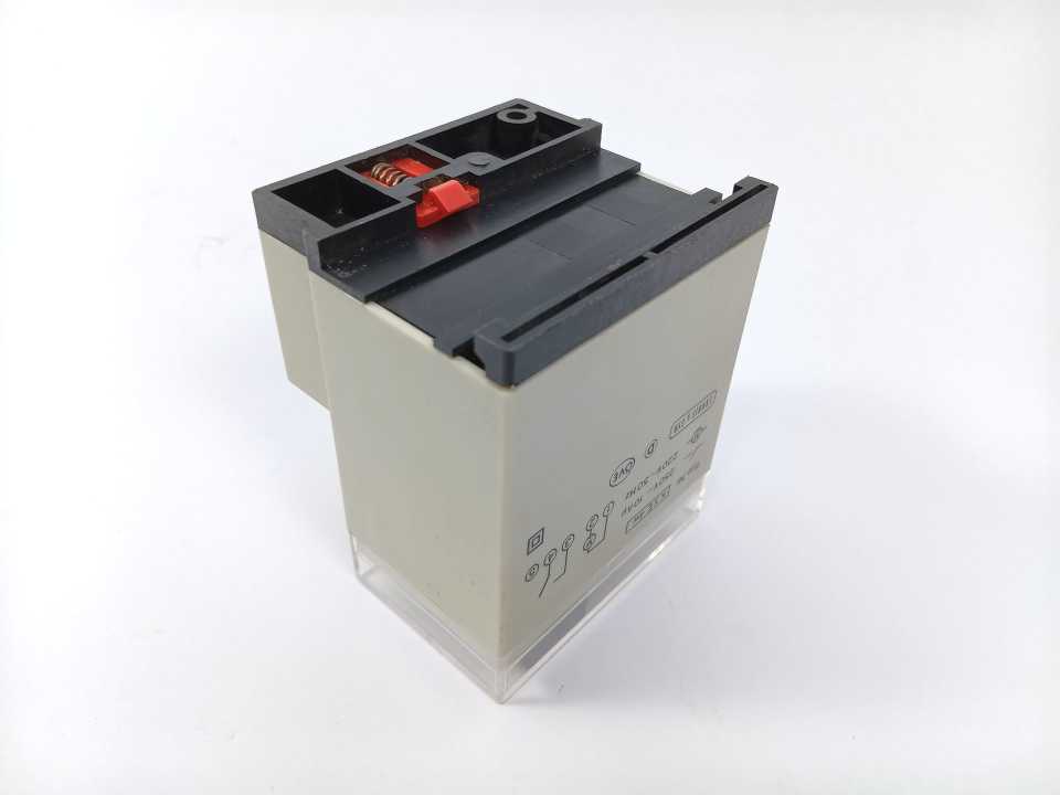 GRÄSSLIN V 73 TU Electromechanical Analogue Time Switch / Timer Relay