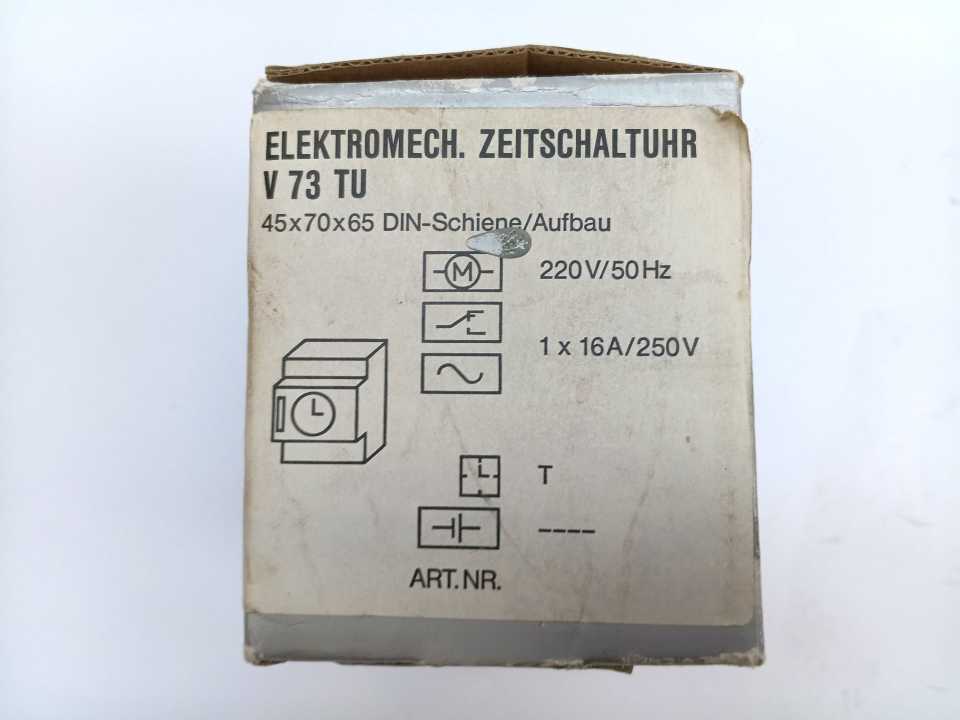 GRÄSSLIN V 73 TU Electromechanical Analogue Time Switch / Timer Relay