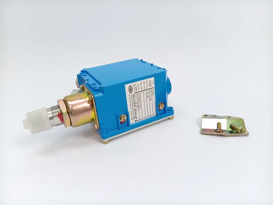 Régulateurs Georgin OFP06BPSX0300 FP6PX Industrial Pressure Switch