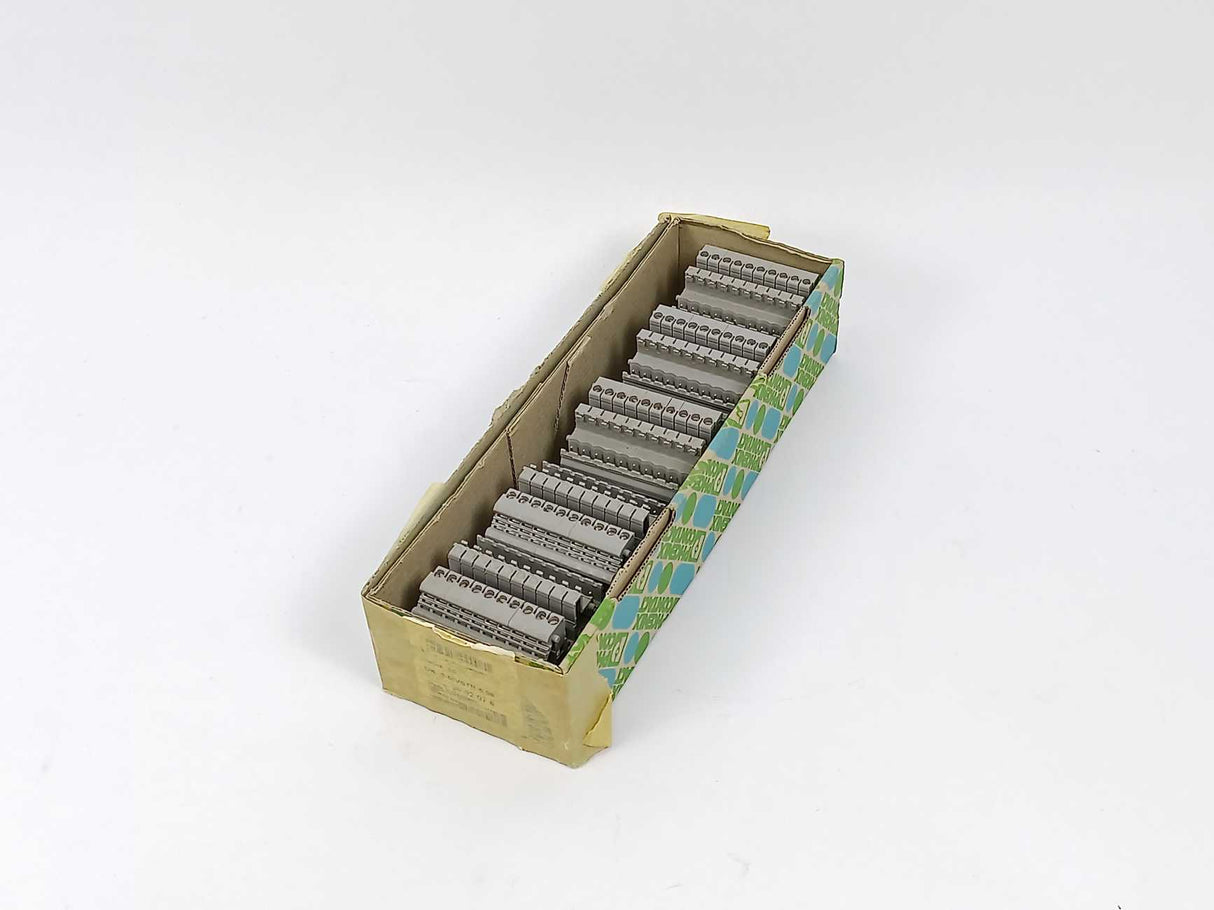 Phoenix Contact 3002076 UK 3-MVSTB-5,08 Terminal Block 250V 50pcs