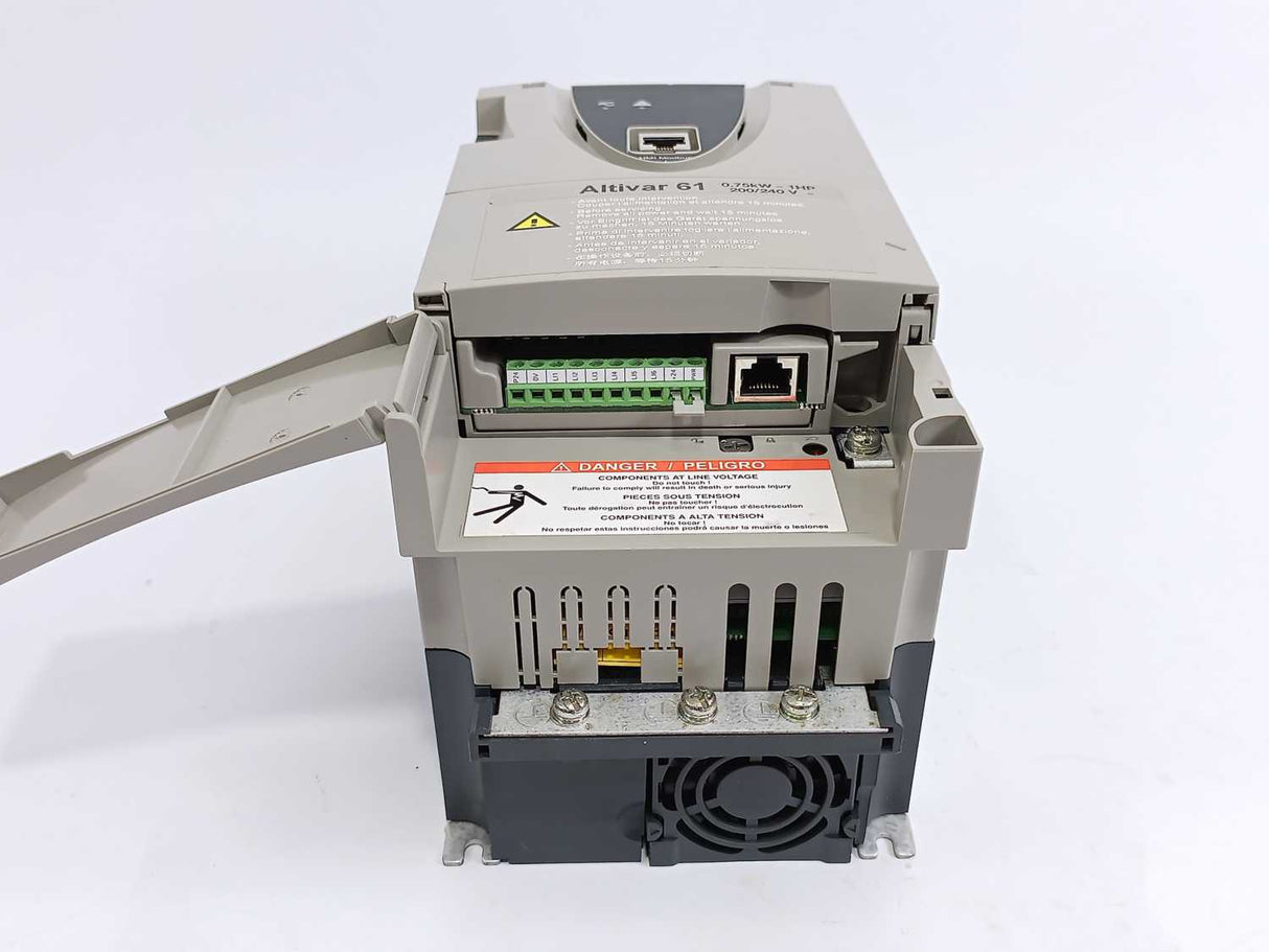 TELEMECANIQUE ATV61H075M3 Altivar 61 Variable Speed Drive 0.75kW/1HP