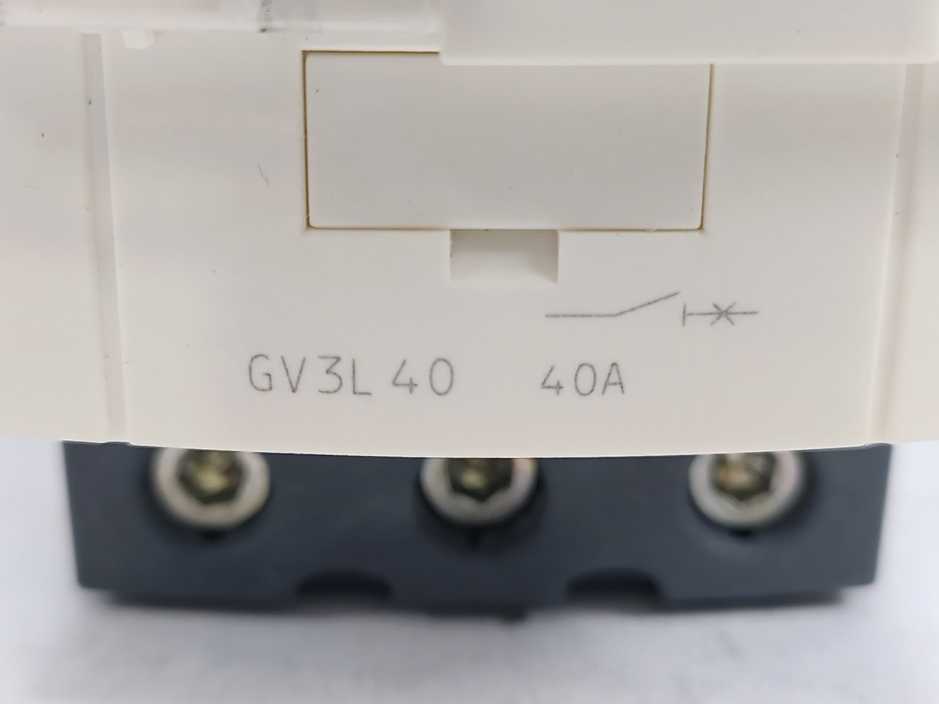 Schneider / Telemecanique GV3L40 40A Motor Circuit Breaker