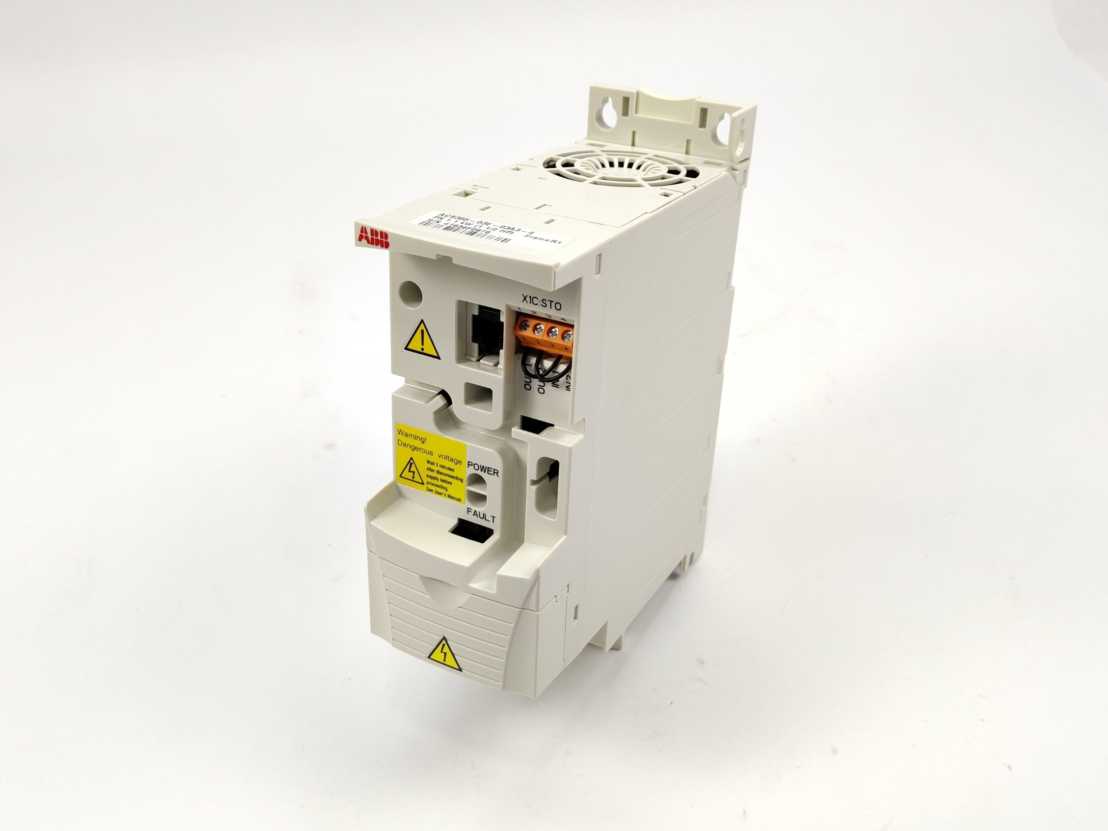 ABB 3AUA0000058185 ACS355-03E-03A3-4 LV AC Machinery Drive Module