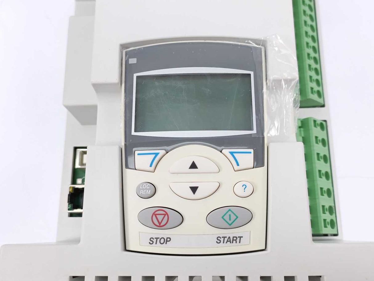 ABB 3BHE030579R0007 UNITROL® 1020 Automatic Voltage Regulator (AVR)