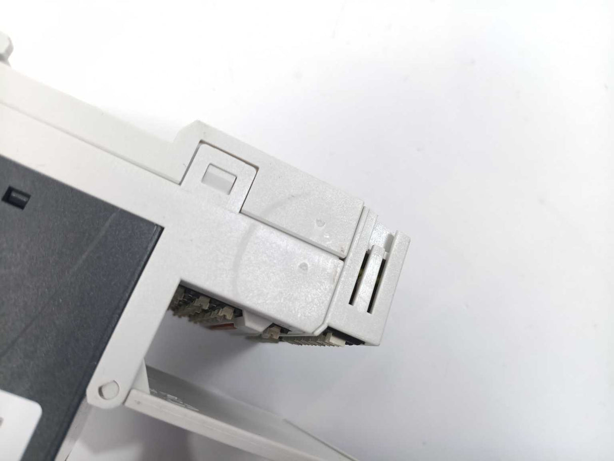 Honeywell XFL824A Binary Input Module