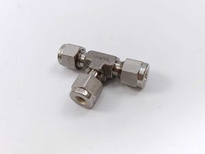 Swagelok M-400-3 Tube Fitting, Union Tee, 1/4 in. Batch of 7 pcs.