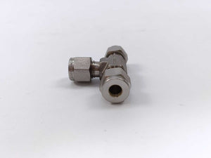 Swagelok M-400-3 Tube Fitting, Union Tee, 1/4 in. Batch of 7 pcs.