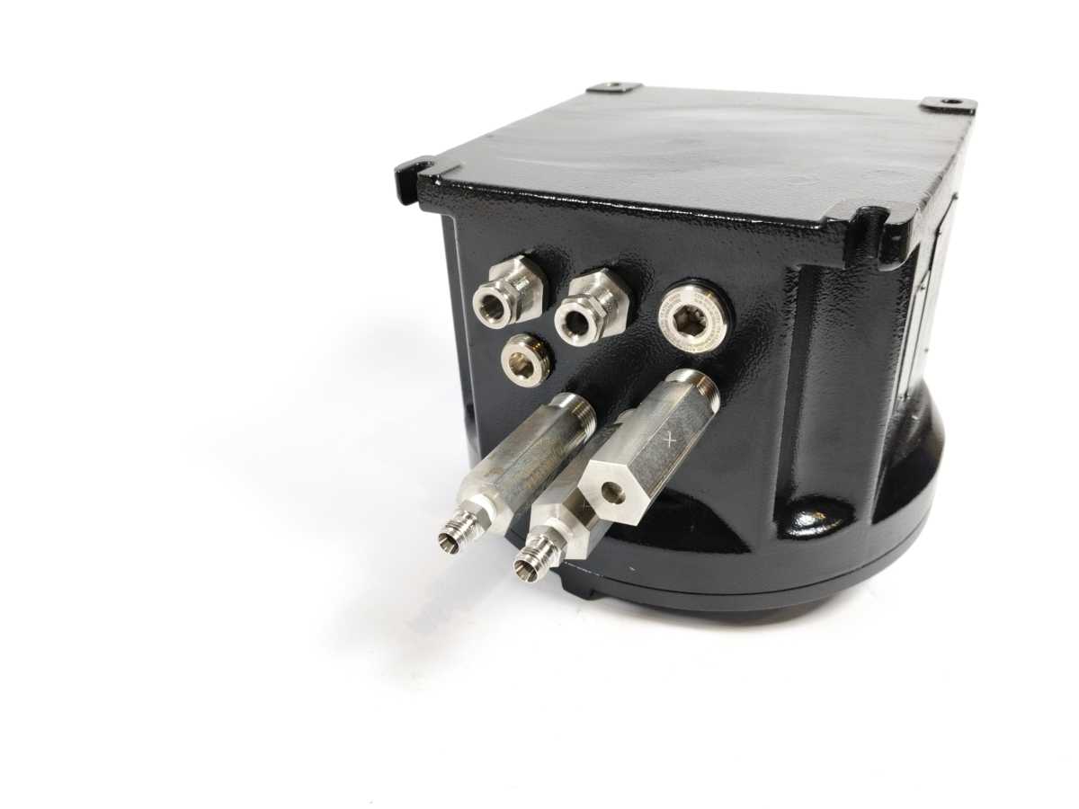 MICHELL Instruments XTC601-EX1-C1 Binary Gas Analyzer w/ Vilton O-Ring,