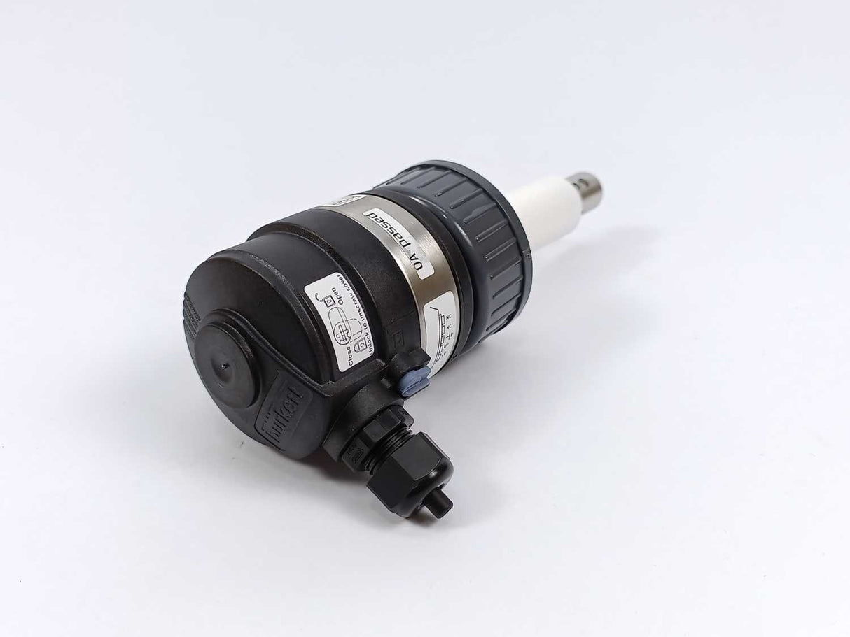 Burkert 00561662 8222 Conductivity Transmitter