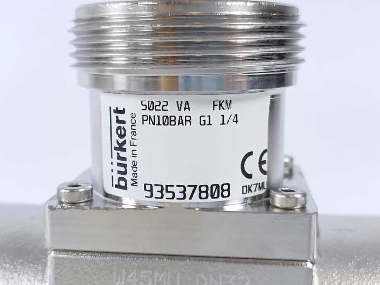 Burkert 93537808 Fitting For Analytic Sensor PN10BAR S022 VA FKM