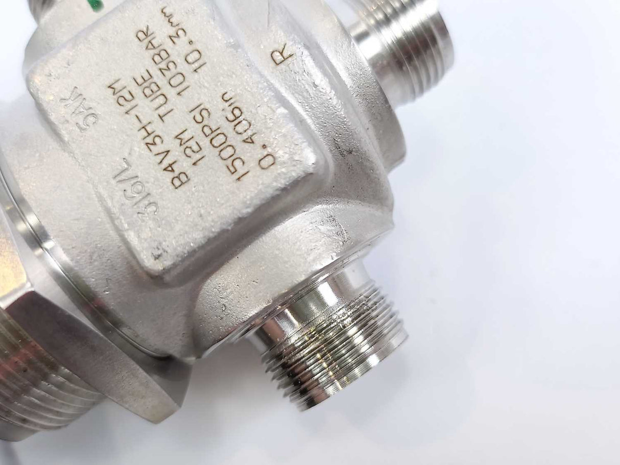 Hy-Lok B4V3H-12M 3-Way Switching Ball Valve, 316/L