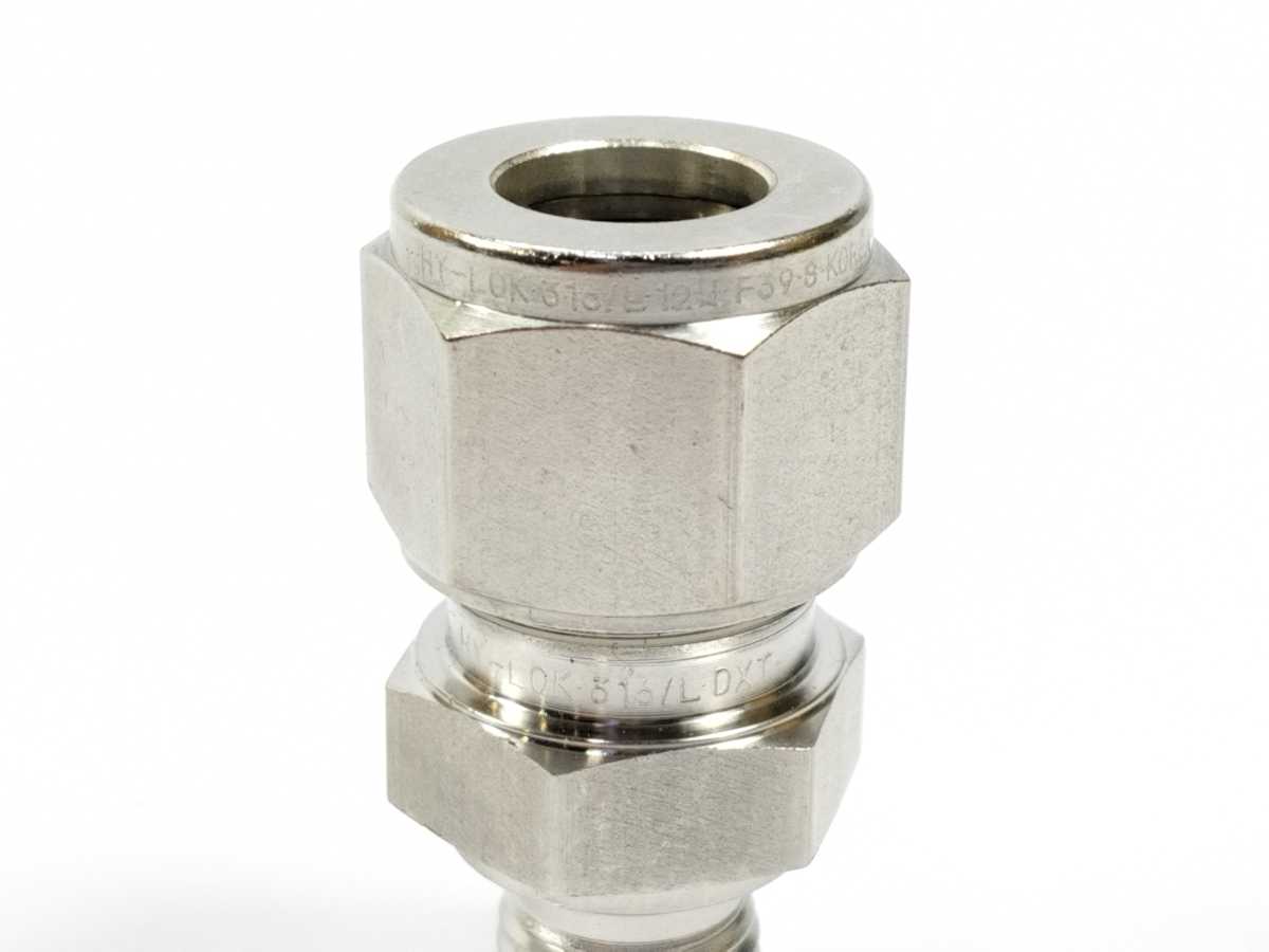 Hy-Lok ACMC12M-4G S316 Male Connector 12 mm 1/4" BSPP, Batch of 1 pcs.