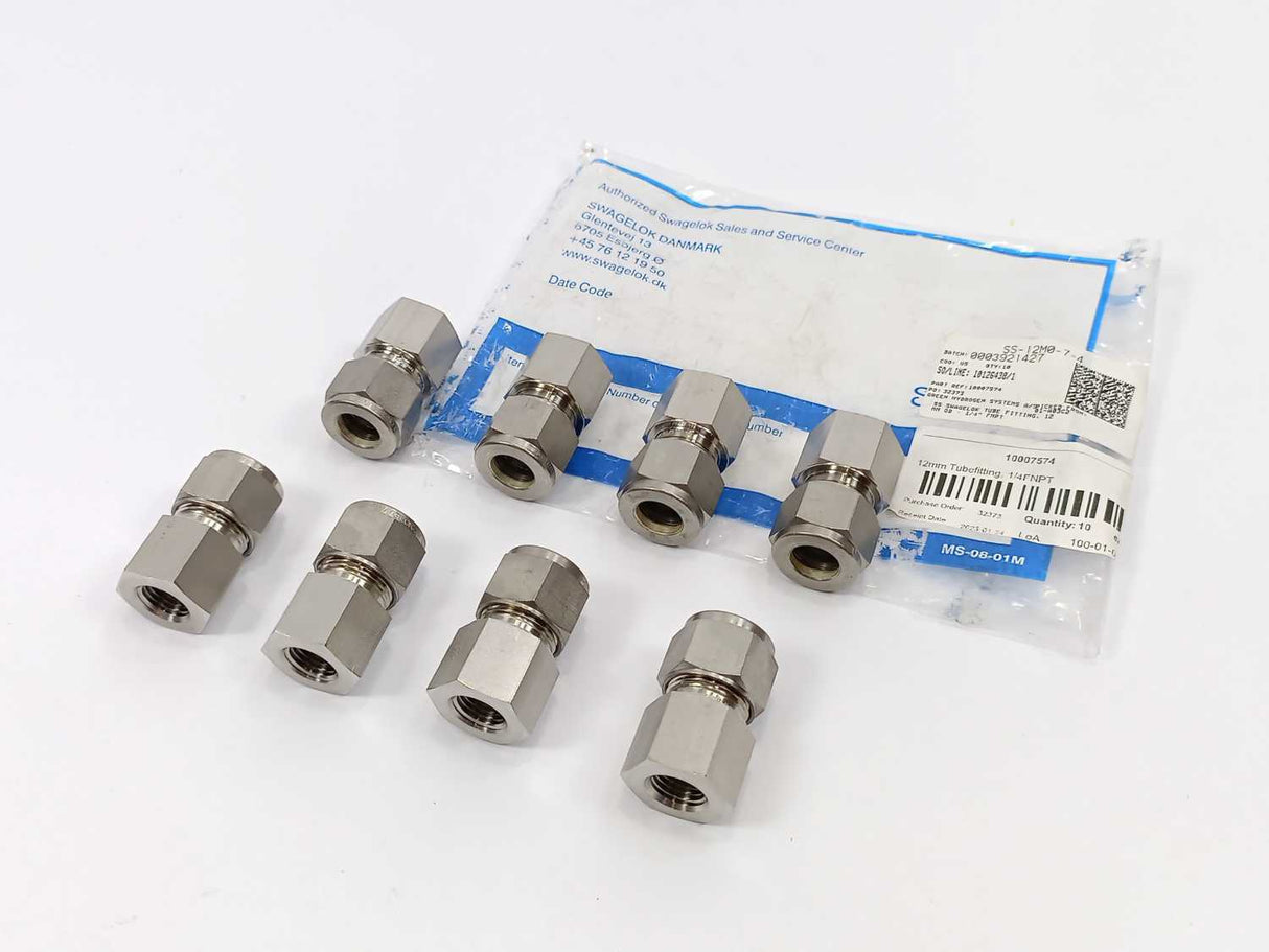 Swagelok SS-12M0-7-4 12mm Tubefitting 1/4 NPT 8Pcs. Batch