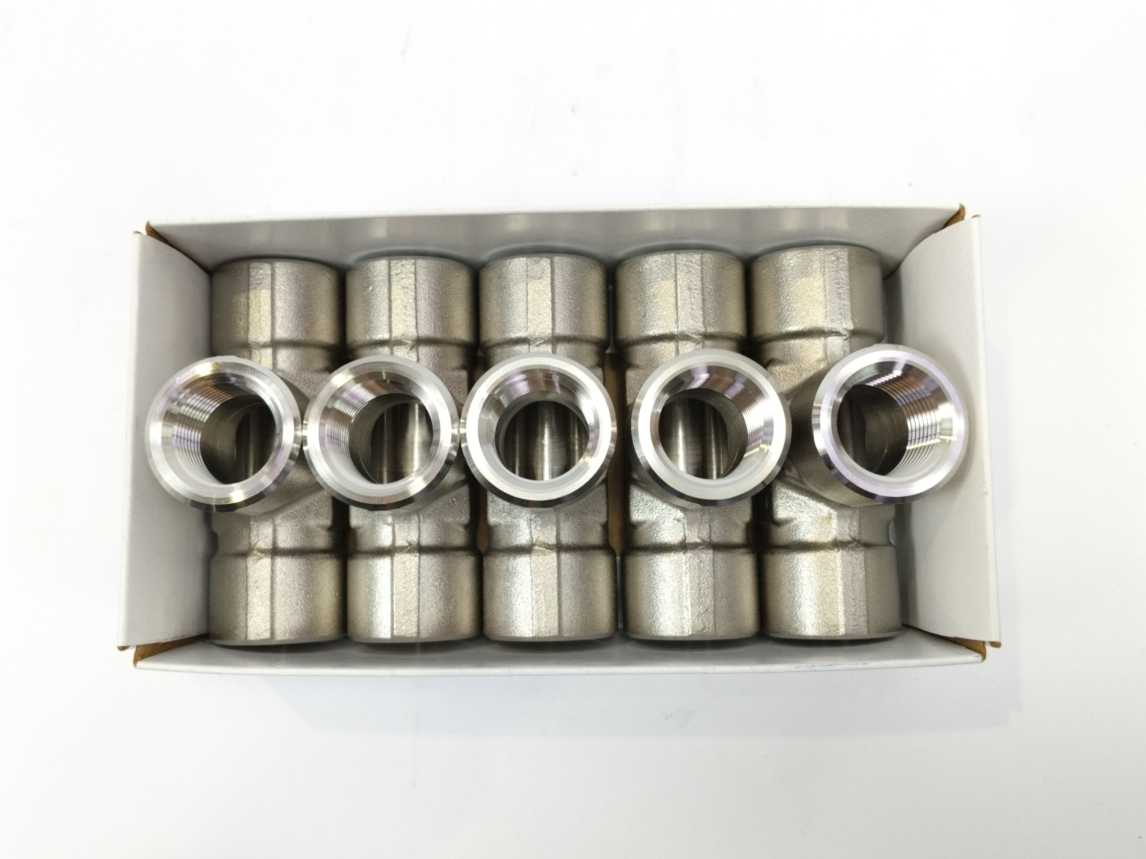 Swagelok SS-8-T Stainless Steel Pipe Fitt 5 Pcs.