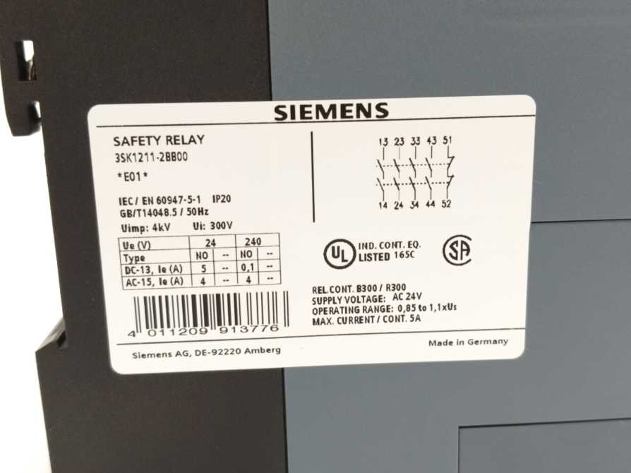 Siemens 3SK1211-2BB00 Safety Relay