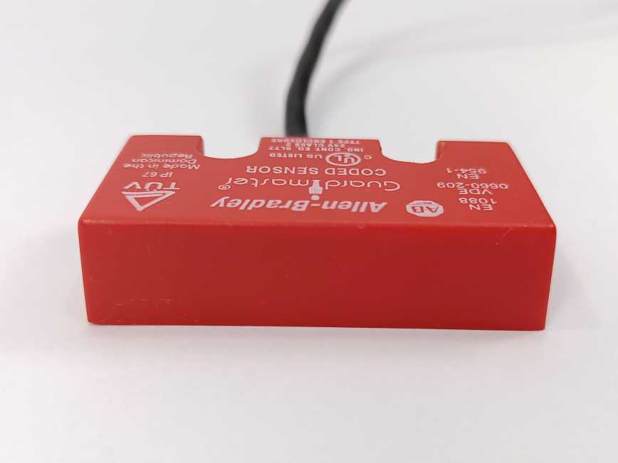 AB 440N-Z2NRS1A EN954-1 Coded Sensor IP67