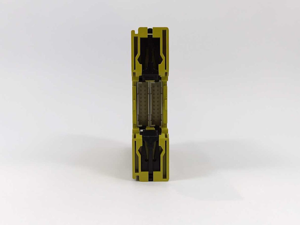 Pilz 773731 PNOZ mc9p Safety Relay