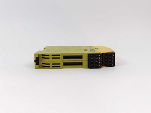 Pilz 772143 PNOZ m EF 4DI4DOR I/O Expansion Module