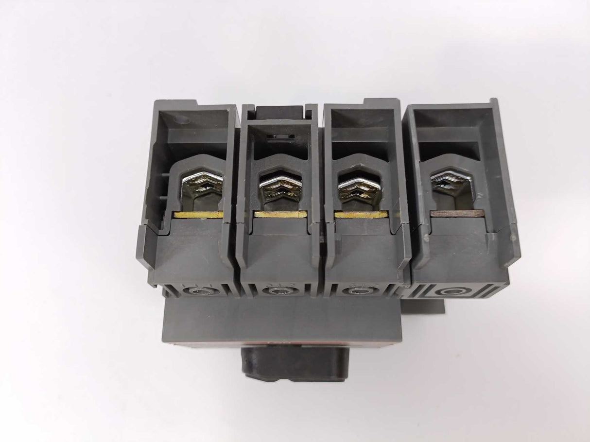 ABB OT125F4N2 4-pole Switch Disconnector, 600VAC 100A