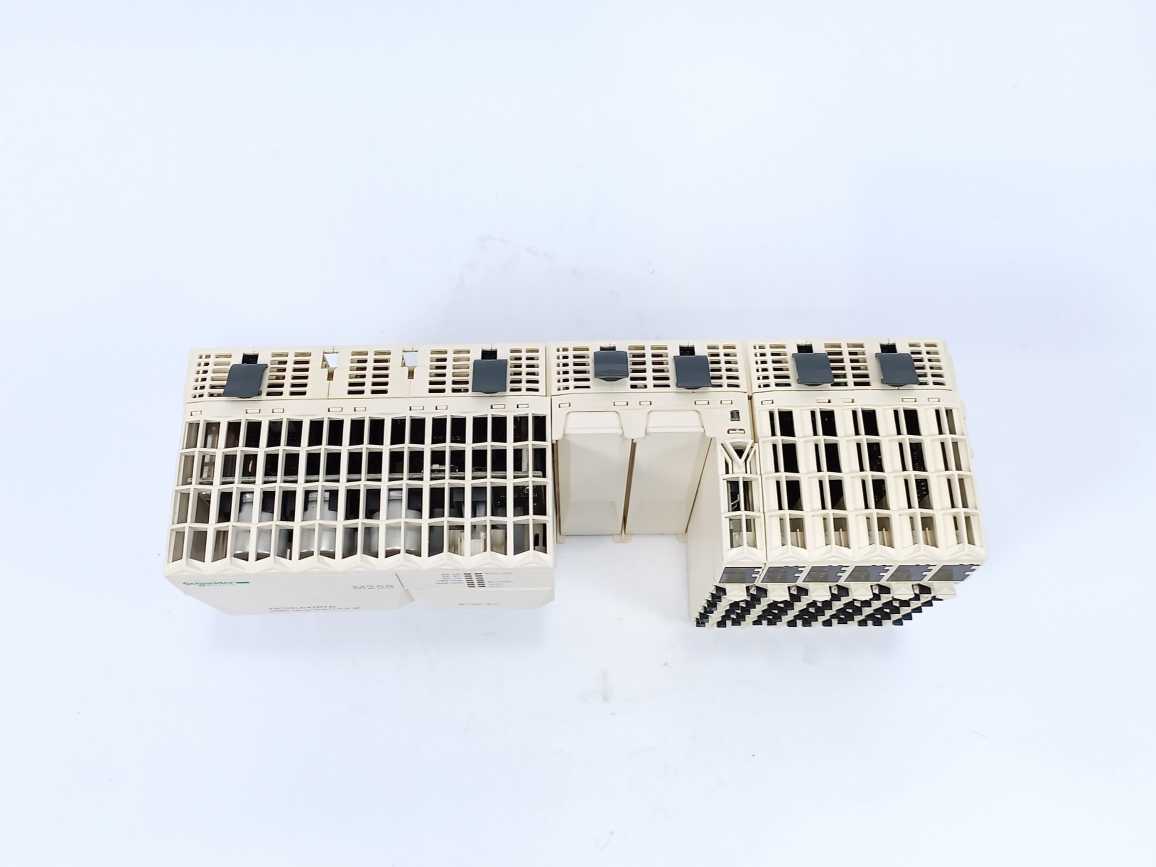 Schneider Electric TM258LD42DT4L Modicon M258 24V DC