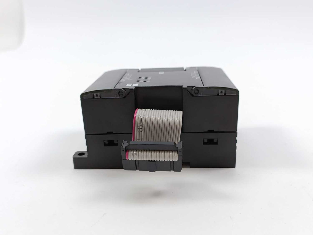 OMRON CP1W-8ED Input Unit 24V DC