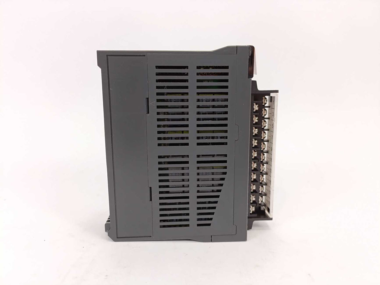 Idec PF3S-R161 FA-3S Relay Output