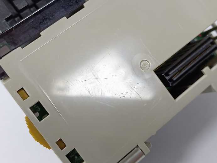 OMRON CJ1W-OC211 (SL) Output Unit 250 VAC/24 VDC