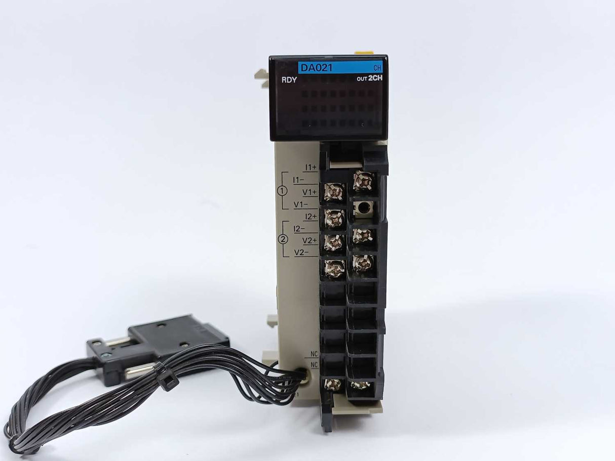 OMRON CQM1-DA021 D/A Unit