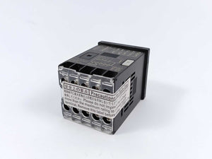 OMRON H5CX-AD-N Timer Relay
