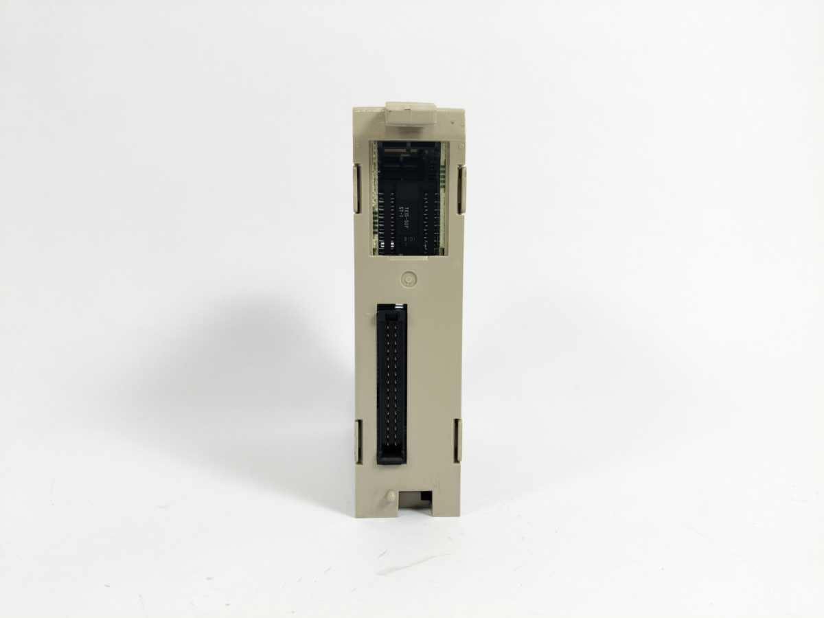 OMRON C200HW-NC413 NC UNIT