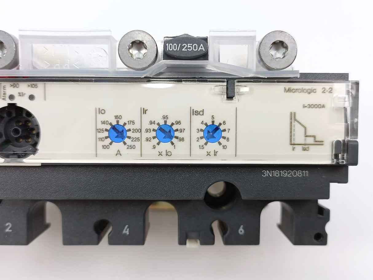 Schneider Electric LV431480 4P4D Micrologic 2.2 250A trip unit Compact NSX250