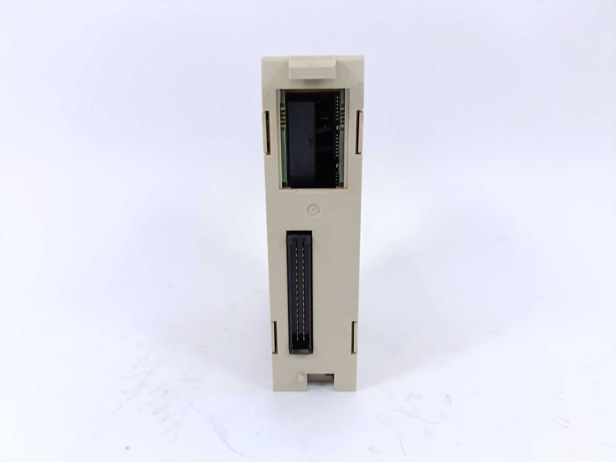 OMRON C200H-AD002 A/D Unit