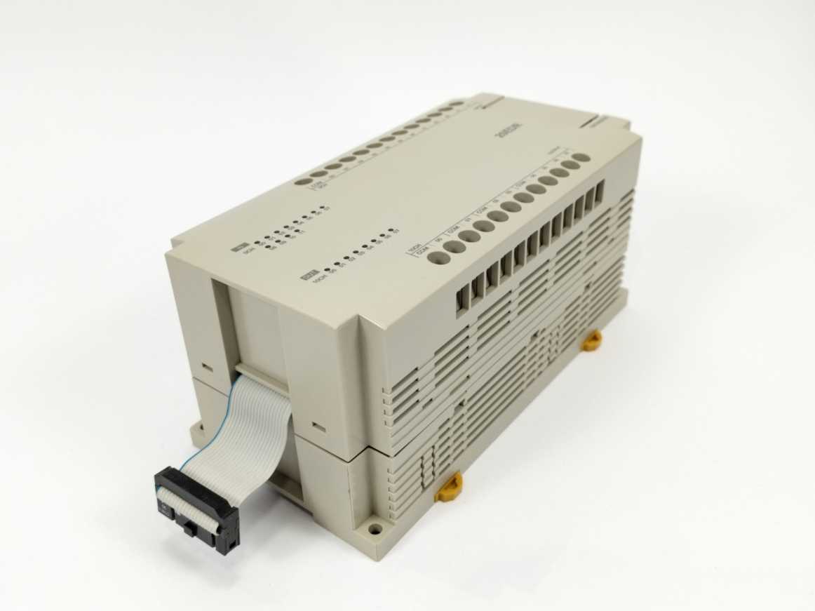 OMRON CPM1-20EDR I/0 Unit