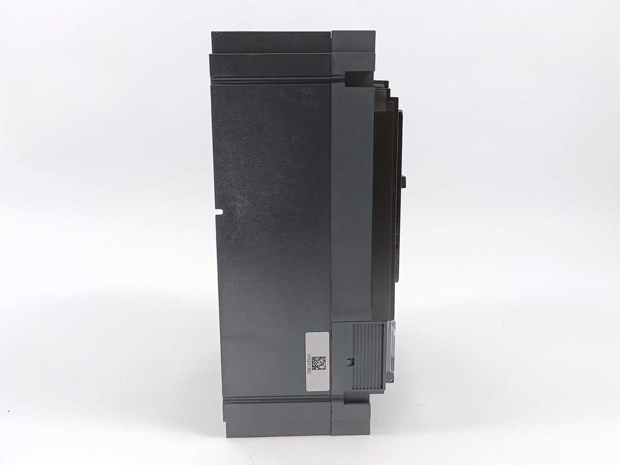 Schneider Electric C40N42D400 Circuit Breaker ComPacT NSX400N, 50kA at 415VAC