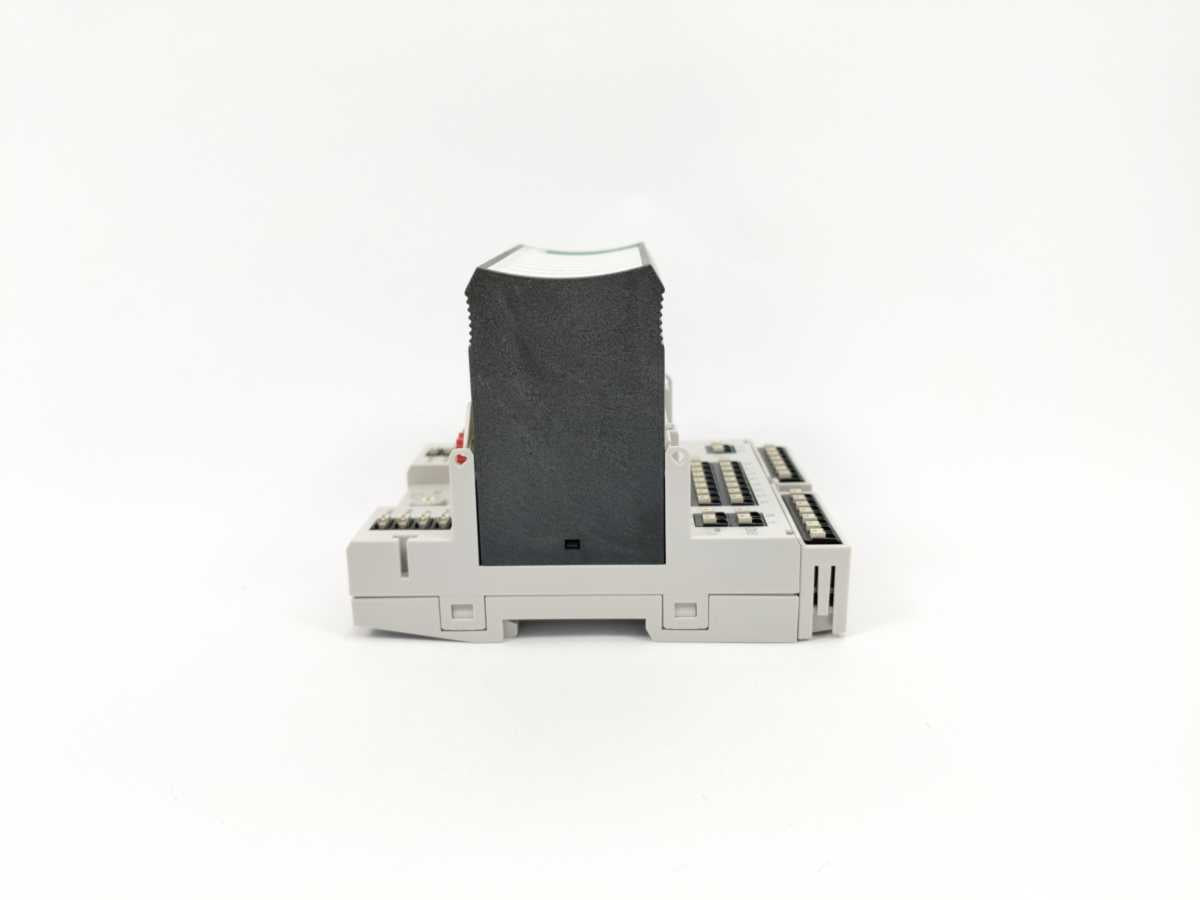 Centra Line / Honeywell CLIOL821A (XFL821A8) Analog Input Module & XS821-22