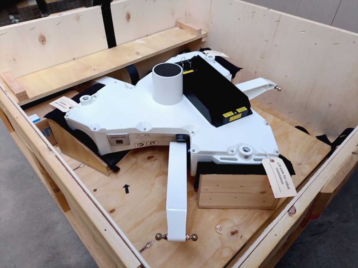 OMRON 17201-45604 Hornet 565 Parallel Robot, Robot ID: 751-500122