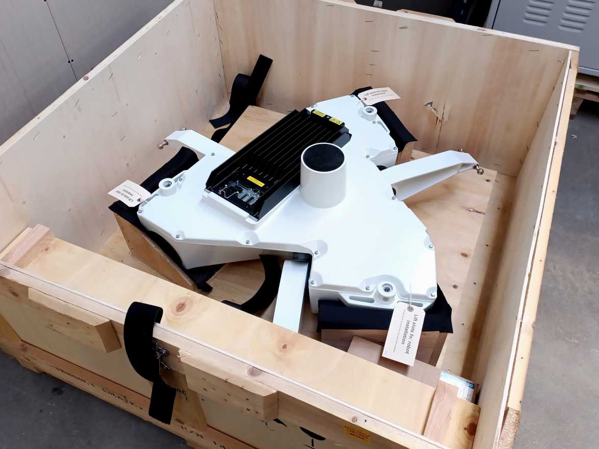 OMRON 17201-45604 Hornet 565 Parallel Robot, Robot ID: 751-500122