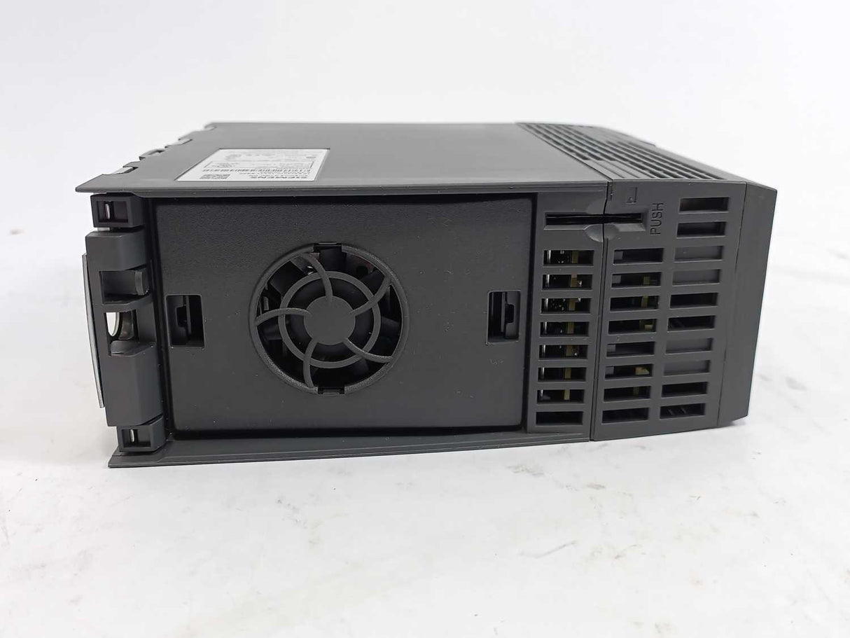 Siemens 6SL3210-1KE11-8AF2 Sinamics G120C PN 0.55kW Frequency Converter