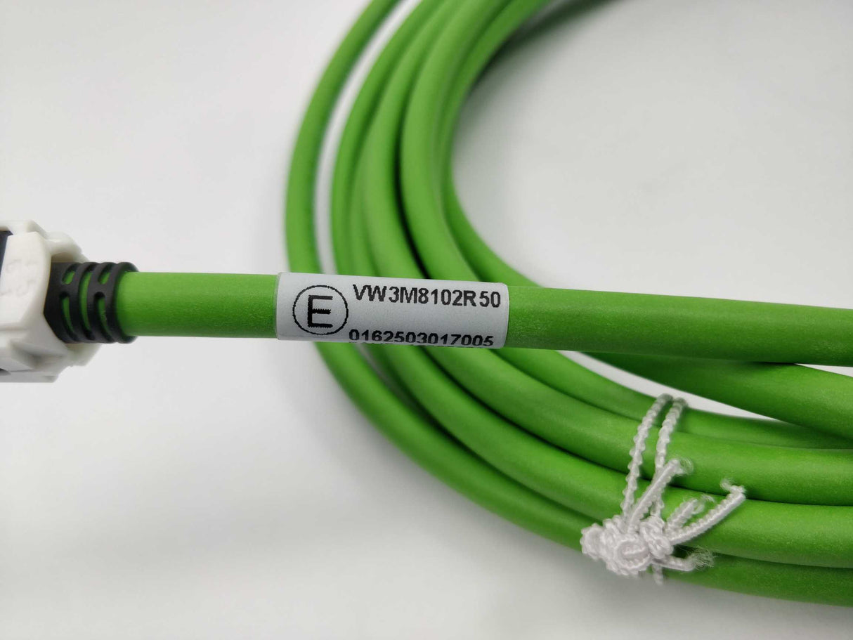 Schneider Electric VW3M8102R50 Encoder Cable, 5m, M23-RJ45