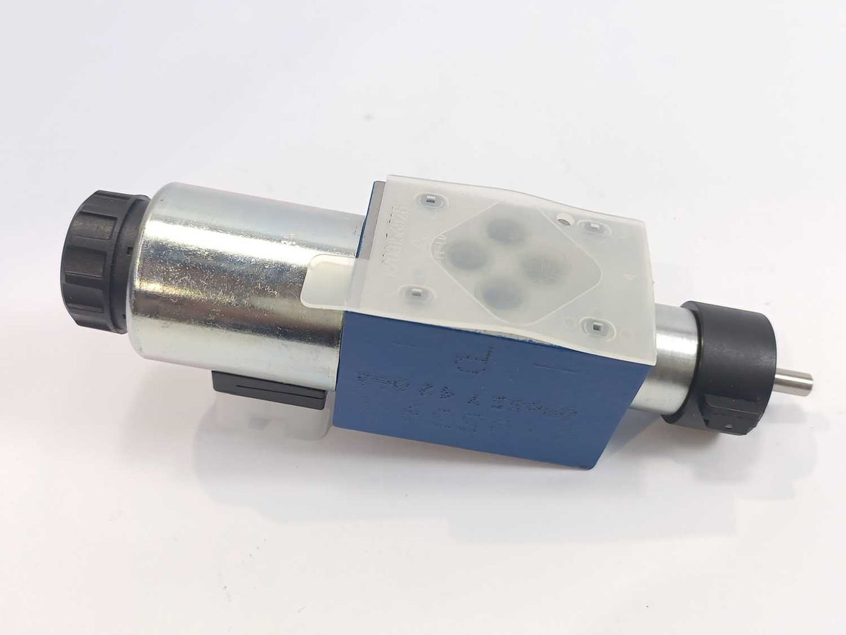 Bosch Rexroth R901186696 4WE 6 L42B62/EG24K4QM0G24/ZV Directional Spool Valve