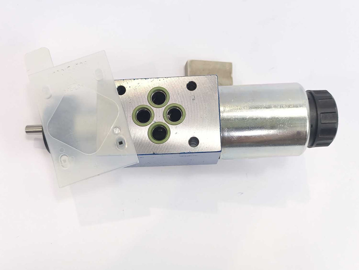 Bosch Rexroth R901186696 4WE 6 L42B62/EG24K4QM0G24/ZV Directional Spool Valve