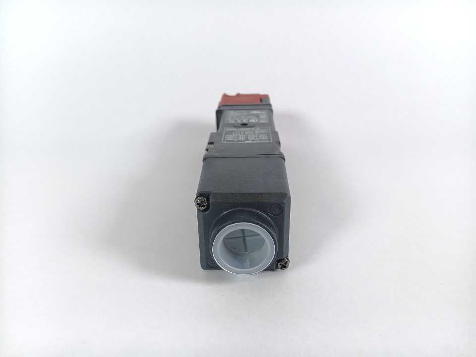 OMRON D4SL-N4NFA-D Guard Lock Safety Door Switch