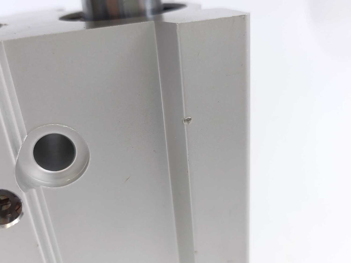 SMC MGPL50TF-75A MGPL Series Guide Rod Cylinder. 50mm Bore, 75mm Stroke