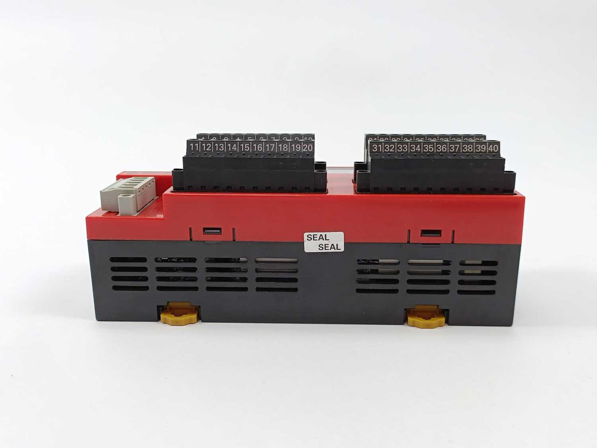 AB 1791DS-IB8XOB8 Ser. A Rev. B01 Compact Block