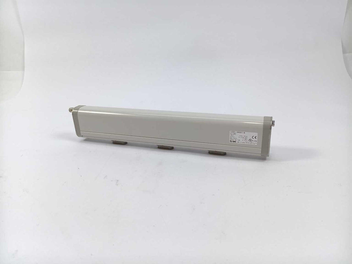 SMC IZS31-300CPZ-B Ionizer 24VDC 200mA 7kV