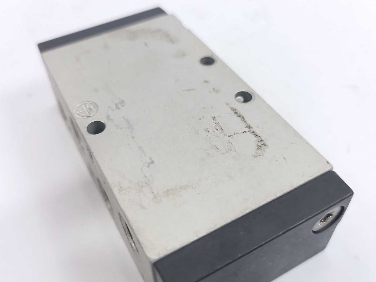 Parker P2LAX511PS Pneumatic Solenoid Valve, Viking Xtreme Series