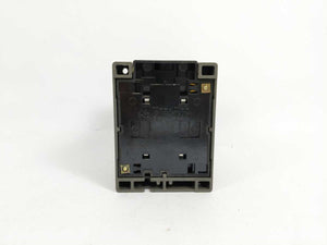 Siemens 3TB4617-0AF0 Contactor 3 Pole Breaking 600V AC