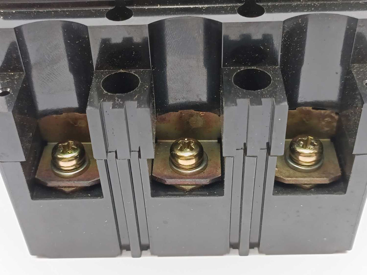 Terasaki Electric T0-60BB 3-Pole 40A Circuit Breaker