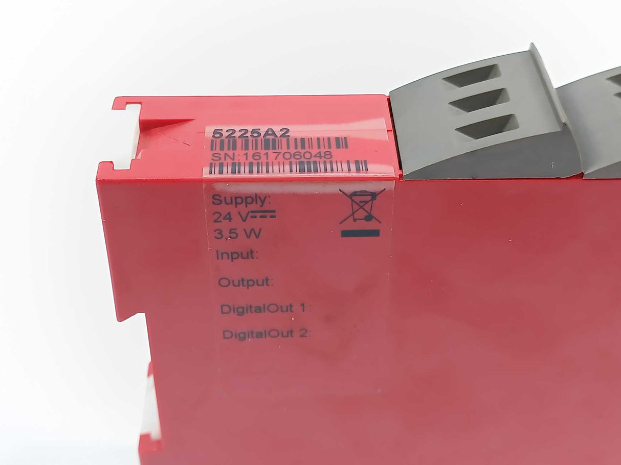 PR Electronics 5225A2 Programmable f/l - f/f Converter